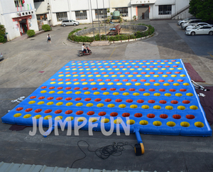 Cina sport di qualità interattiva umana 12x12m fori gonfiabili materasso percorso ad ostacoli <span class=keywords><strong>2023</strong></span> migliori <span class=keywords><strong>giochi</strong></span> sportivi di qualità per adulti - Product Image 1