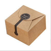 Boîte à pâtisserie carrée simple pliable en papier couché avec doublure en éponge, revêtement UV, pour emballage cadeau de pâtisserie, matériaux recyclés, sans danger pour les aliments