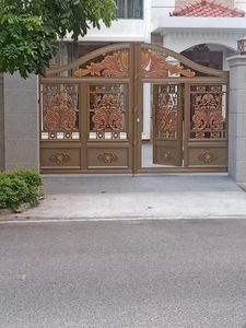 Portes <span class=keywords><strong>de</strong></span> jardin électriques en fonte d'aluminium <span class=keywords><strong>de</strong></span> style européen portes <span class=keywords><strong>de</strong></span> villa <span class=keywords><strong>de</strong></span> 6 pieds <span class=keywords><strong>de</strong></span> haut et porte <span class=keywords><strong>de</strong></span> cour pour un usage domestique - Product Image 3