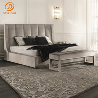 Lit superposé moderne en cuir véritable italien avec cadre en métal, design personnalisable