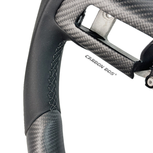 Volant en fibre de carbone noir mat de qualité supérieure, nouvelle collection, vente chaude usine, pièce de mise à niveau personnalisée pour Ford Mustang 2015-2023 - Product Image 4