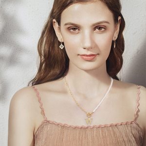 Collar de cadena de eslabones con clip de papel chapado en oro, hebilla <span class=keywords><strong>OT</strong></span>, cadena de perlas delicadas, collares con colgante de letra inicial para mujer - Product Image 5