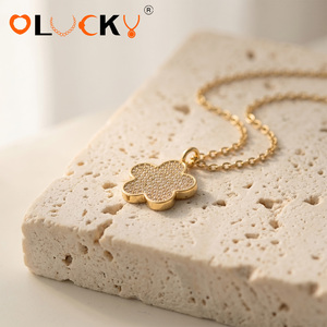 LUCKYJIU Produttore di Gioielli Personalizzati, Collana con Ciondolo a Fiore in Zirconia Cubica, Placcata in <span class=keywords><strong>Oro</strong></span> 18K, Impermeabile, per Donne - Product Image 2