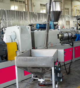 Ligne de production de <span class=keywords><strong>tapis</strong></span> de sol en <span class=keywords><strong>PVC</strong></span> à motif <span class=keywords><strong>bois</strong></span>, machine d'extrusion de feuilles de sol en <span class=keywords><strong>PVC</strong></span> à motif pièces de monnaie - Product Image 5