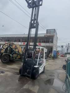 Японский оригинальный дизельный вилочный погрузчик TCM FD30 б/у, высококачественный подержанный погрузчик TCM FD30 в наличии - Product Image 3