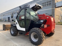 Mini-chargeur télescopique tout-terrain 55 kW 74 CV 2,5 tonnes, structure de flèche anti-oscillation, accès facile au service pour petite carrière