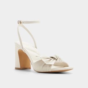 Wholesale Fashion <b>Block</b> Heel Sandals Open Round Toe Ankle Strap Sandals Femme with Bow Heels for Ladies and Girls - Product Image 2