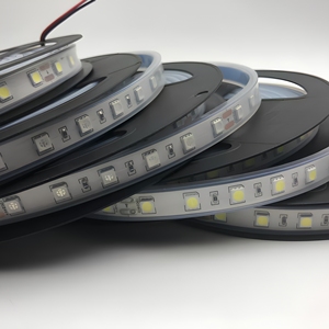 Bande lumineuse souple flexible 24V 5050 IP67 étanche, 60 LED, lumière verte et blanche 6000K, basse tension, haute luminosité - Product Image 4