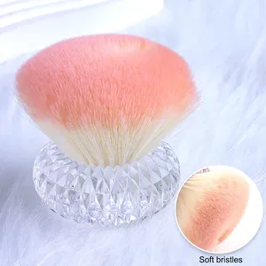 Grand pinceau à poussière pour ongles, doux et délicat pour les mains, n'attire pas la poussière et est facile à nettoyer ; outil de nettoyage des ongles à manche court. - Product Image 2