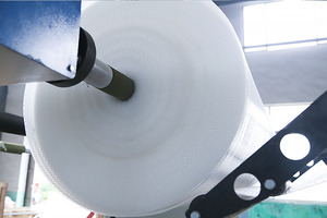 Máy sản xuất màng bong bóng khí hai lớp, máy làm màng bong bóng khí trục vít kép, máy sản xuất màng bong bóng khí - Product Image 3