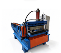 Machine de formage à froid entièrement automatique pour panneaux de toiture à joint debout colorés, pour composants de toiture