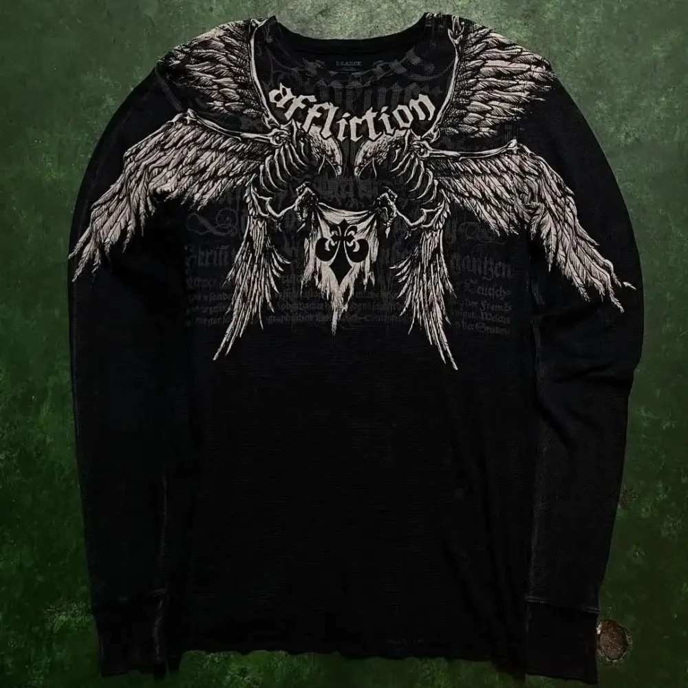 Black beveled long-sleeved cotton