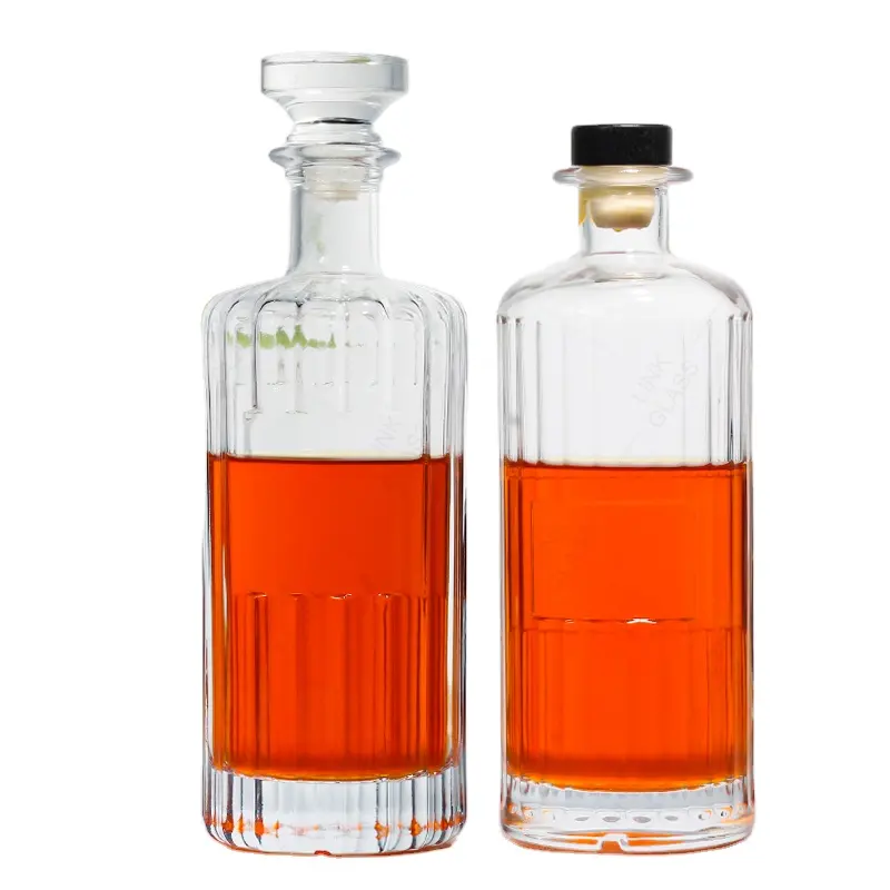 Bottiglie di vetro personalizzate di alta qualità da 750ML tequila mezcal rum con tappo bottiglie di liquore logo personalizzato