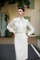 2024 hiver Style français chaud col fleuri longue lanterne manches Blouse ODM OEM coupe ajustée tempérament vêtements décontractés haut de gamme