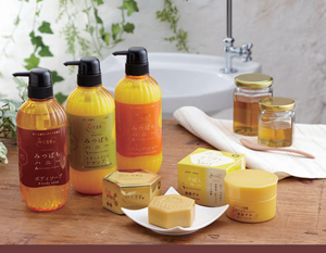 Gelée royale miel PHOENIX savon pour le corps japonais doux gel douche nourrissant hydratant peau lisse soin naturel huile d'argan - Product Image 2