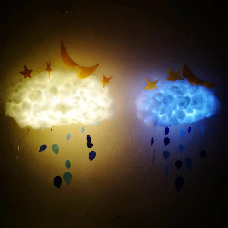 Ev dekorasyon asılı DIY bulut şekli duvar astronot gece avize led ışık