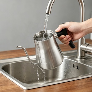 Bouilloire à col de cygne en acier inoxydable 750 ml pour café filtre, design minimaliste, poignée ergonomique - Product Image 4