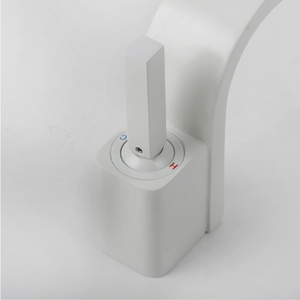 <span class=keywords><strong>Grifo</strong></span> de <span class=keywords><strong>lavabo</strong></span> de baño de una sola manija de alta calidad, <span class=keywords><strong>grifo</strong></span> de <span class=keywords><strong>lavabo</strong></span> de <span class=keywords><strong>cascada</strong></span>, mezclador frío y caliente - Product Image 6