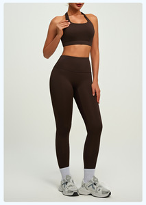 Ensemble de leggings et soutien-gorge de yoga grande taille sans coutures et sans pression – Imperméable, taille haute, en nylon et élasthanne, avec coussinets amovibles, extensible dans les 4 sens - Product Image 2