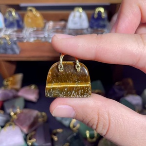 Nouvel Arrivage en Gros : <span class=keywords><strong>Sac</strong></span> à <span class=keywords><strong>Main</strong></span> en Matériaux Mixtes, Artisanat de Guérison Coloré, <span class=keywords><strong>Sac</strong></span> en Cristal pour la Décoration - Product Image 4