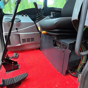 Mini-excavatrice sur chenilles Kobelco SK35 de 3 tonnes, d'occasion, de haute qualité, presque neuve, pour usage agricole et domestique. - Product Image 5