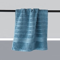 Serviette de bain de luxe unie blanche, ensemble de drap de bain doux et confortable, 100% coton à longue pince pour hôtel 5 étoiles, du fournisseur chinois