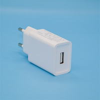 Chargeur US EU Prix compétitif Prise 5V2A Tête de charge 10W adaptée au chargement des téléphones portables et des appareils électriques