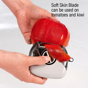 ที่ปอกเปลือกผักผลไม้แบบหมุน 3 in 1 ใบมีดสแตนเลส อุปกรณ์ครัวอเนกประสงค์ สำหรับปอกมันฝรั่ง ผลไม้ และผัก - Product Image 3