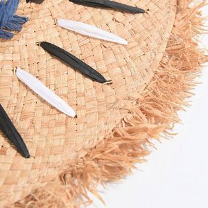 หมวกฟางราฟเฟียทำมือสำหรับผู้ชายและผู้หญิง สวมใส่สบาย ป้องกันแสงแดด เหมาะสำหรับฤดูใบไม้ผลิ ฤดูร้อน วันหยุดพักผ่อนริมทะเล ท่องเที่ยวชายหาด - Product Image 4