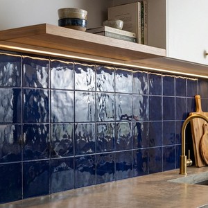 Piastrella Pilgrim Blu 12,5 X 12,5 Cm, Spessore 8 Mm, Finitura Lucida, Bordi Irregolari - Product Image 6