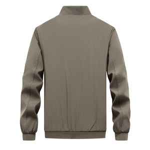 Nouvelle veste d'hiver pour homme 2025, grande taille, couleur unie, confortable, veste de sport décontractée, polyvalente, coupe-vent pour le printemps et l'automne - Product Image 2