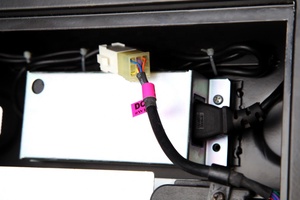 Đơn giản thông minh <span class=keywords><strong>m2m</strong></span> Máy bán hàng tự động rượu Tester với hóa đơn chấp nhận và thẻ tín dụng đầu đọc cổng không có wifi phiên bản - Product Image 3