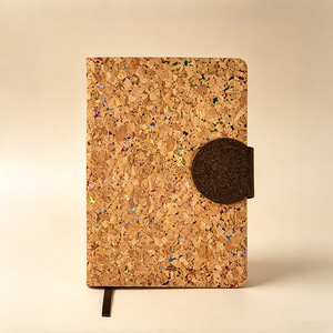 Set de Cuaderno y Bolígrafo Ecológico de PU y Corcho, Caja de Regalo Corporativa Sostenible - Product Image 5