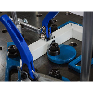 Pince à levier GPPH avec jauge variable pour tables à trous de 16mm - Product Image 3