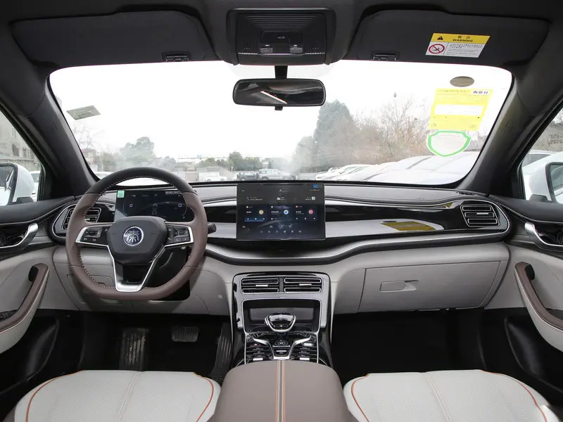 Byd Sedan Qin Plus New Arrival Honor Version Dm-I 120Km Leading Edition Hybrid 1245Km Adult New Car