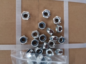 Écrou hexagonal DIN985 - Product Image 3