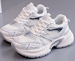 أحذية رياضية نسائية رخيصة من نوع كلاود مونستر <span class=keywords><strong>2</strong></span> من تاجر الجملة الصيني، أحذية رياضية ضخمة مخصصة بأسلوب الشارع بلون واحد وشبكة - Product Image 3