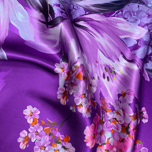 Italy Vietnam Custom Digital Print New <strong>Wholesale</strong> <strong>Charmeuse</strong> 100% Mulberry <strong>Silk</strong> Satin Floral Printed <strong>Fabric</strong> for <strong>Silk</strong> Gown Dresses - Product Image 6