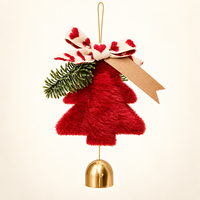 Ornement suspendu en peluche cloche de Noël avec nœud et accent en feuilles persistantes