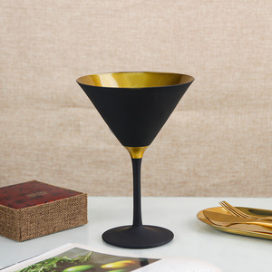 Ensemble de tasses à pied haut sablé tableau noir mat classique créatif verre à Cocktail <span class=keywords><strong>Champagne</strong></span> noir et conception de tasse à lait - Product Image 3