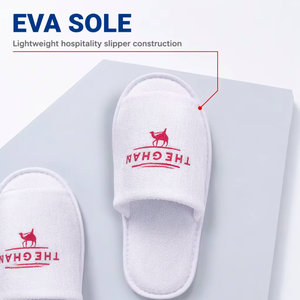 Chaussons de voyage blancs à bout ouvert avec logo personnalisé de haute qualité, chaussons d'avion, chaussons jetables pour hôtel, spa, salon - Product Image 4