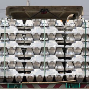 Factory Supplier Cheap Pure Lead <b>Ingot</b> Cast Aluminum Alloy Aluminum <b>Ingots</b> for Sale Aluminum <b>Ingot</b> for Remelting - Product Image 3