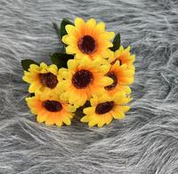 QSLH-V155 Vente en gros de tournesols artificiels, bouquet de tournesols en soie, tournesols jaunes, fleurs artificielles pour la décoration de la maison