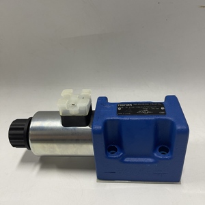 Válvula de Control Direccional Rexroth 4WE 10 D52-HG24N9K4/M - Product Image 1