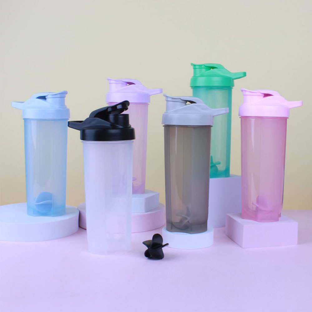 Sport pp ru. Бутылка шейкер для смешивания. Бутылка для протеина. Пластмассовый порошковый шейкер марки «HOMEZAZA». Shaker logo.