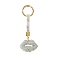 Personnalisable cristal rouge lèvre porte-clés personnalisé métal voiture porte-clés strass femmes sac pendentif bijoux suspendus décoration