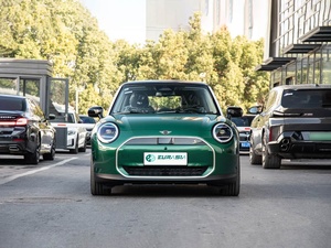 <span class=keywords><strong>MINI</strong></span> <span class=keywords><strong>Cooper</strong></span> <span class=keywords><strong>électrique</strong></span> 2026 463 km <span class=keywords><strong>COOPER</strong></span> <span class=keywords><strong>SE</strong></span> Artist : Puissance efficace et agilité - Product Image 4