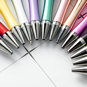 Bolígrafo Creativo de Plástico con Brillantes y Pedrería, Hecho a Mano, con Logotipo Personalizado para Material Escolar y Regalos Publicitarios - Product Image 4