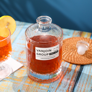 Bouteilles rondes de vin, whisky et <span class=keywords><strong>cidre</strong></span>, saké et <span class=keywords><strong>gin</strong></span> de 500ml avec logo transparent en relief Bouteilles de liqueur alcoolisée en verre de brandy avec bouchon en verre - Product Image 2
