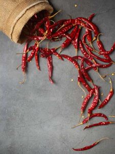 Piments rouges séchés 500g, épices naturelles pour la cuisine, séchage, broyage, stockage à sec, durée de conservation 12 mois - Product Image 1
